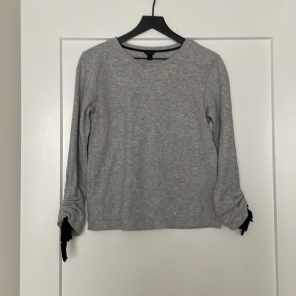 Ann Taylor Long Sleeve Sweater - Picture 6 of 6